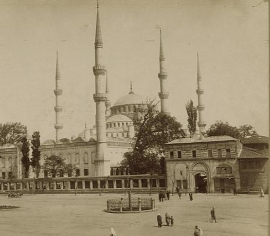 blue mosque backya43343265246597975684rd