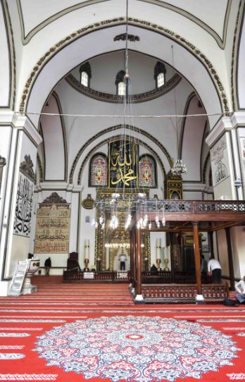 bursa grand mosque interior 2