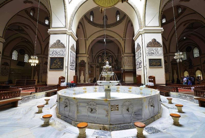 bursa grand mosque interior 4