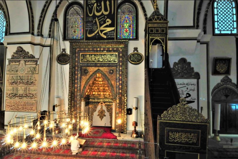 bursa grand mosque interior