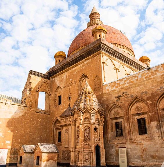 ishak pasha palace 5