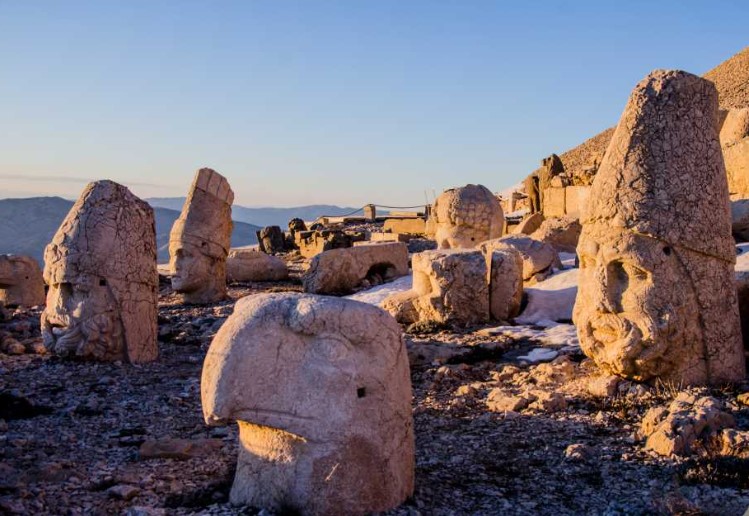 nemrut mountain turkey