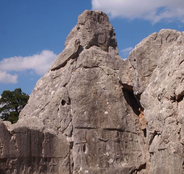 yazilikaya rock temples turkey 4